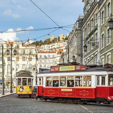 Plum Guide - Cool Wind Lisboa